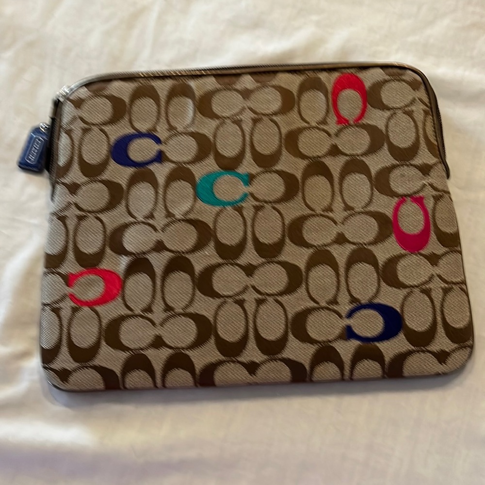 Coach bag for small tablet